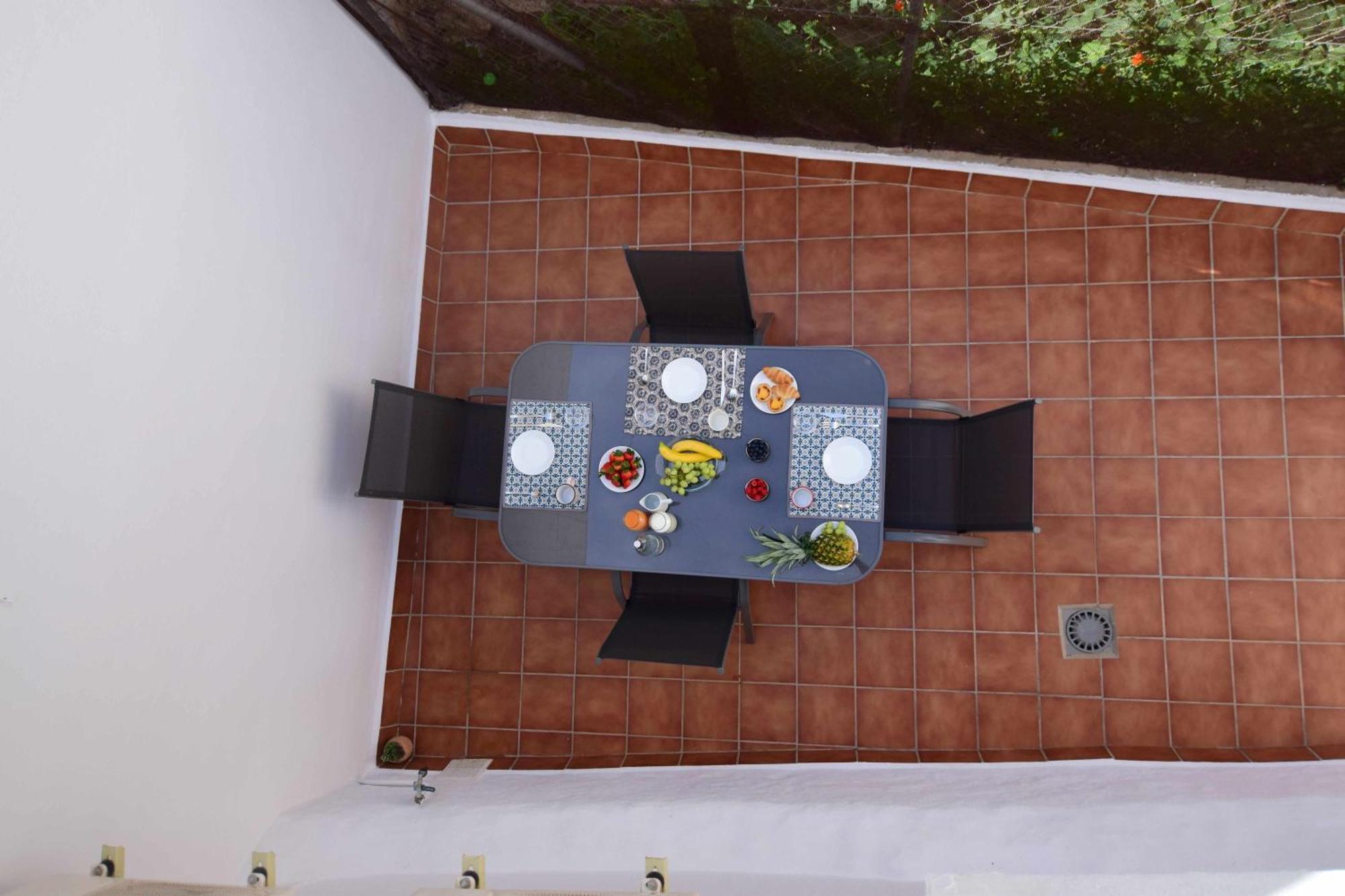 Casa Con Terraza Y Patio Privado En Salobrena Villa Eksteriør billede