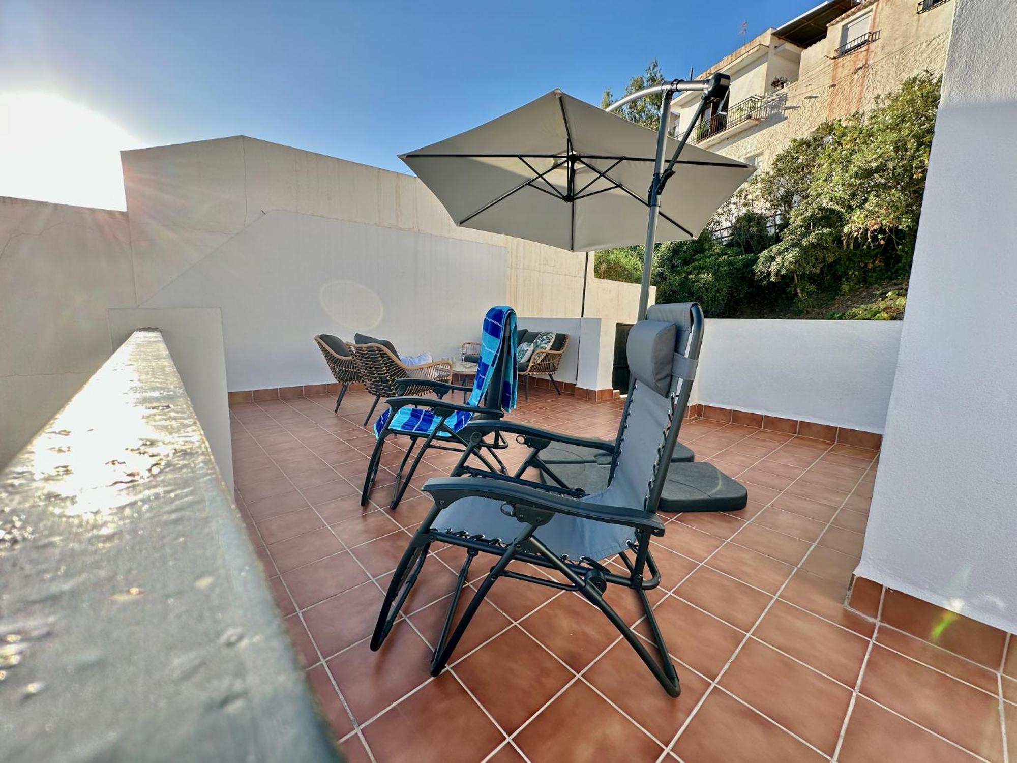 Casa Con Terraza Y Patio Privado En Salobrena Villa Eksteriør billede